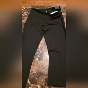 Womens DSG Capri Leggings SMALL NWT